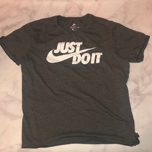 Nike boys short sleeve t-shirt